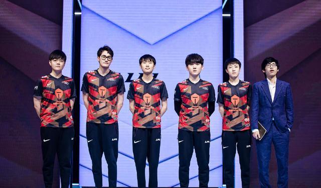 双重对比 双重对比