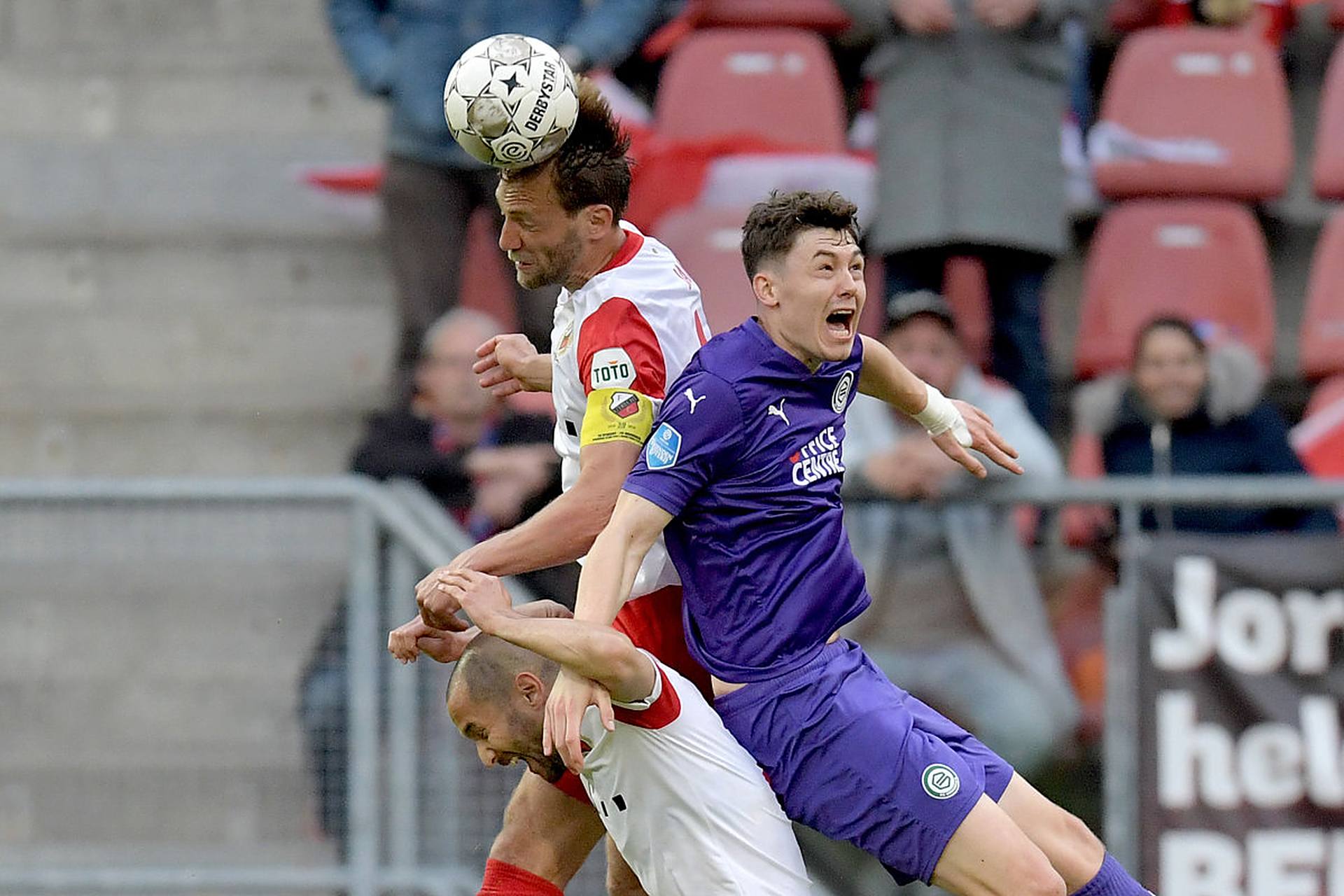 然而在与一 然而在与一