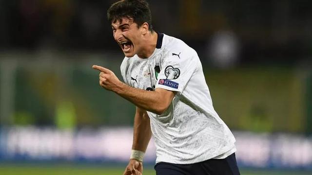 内线单打和 内线单打和