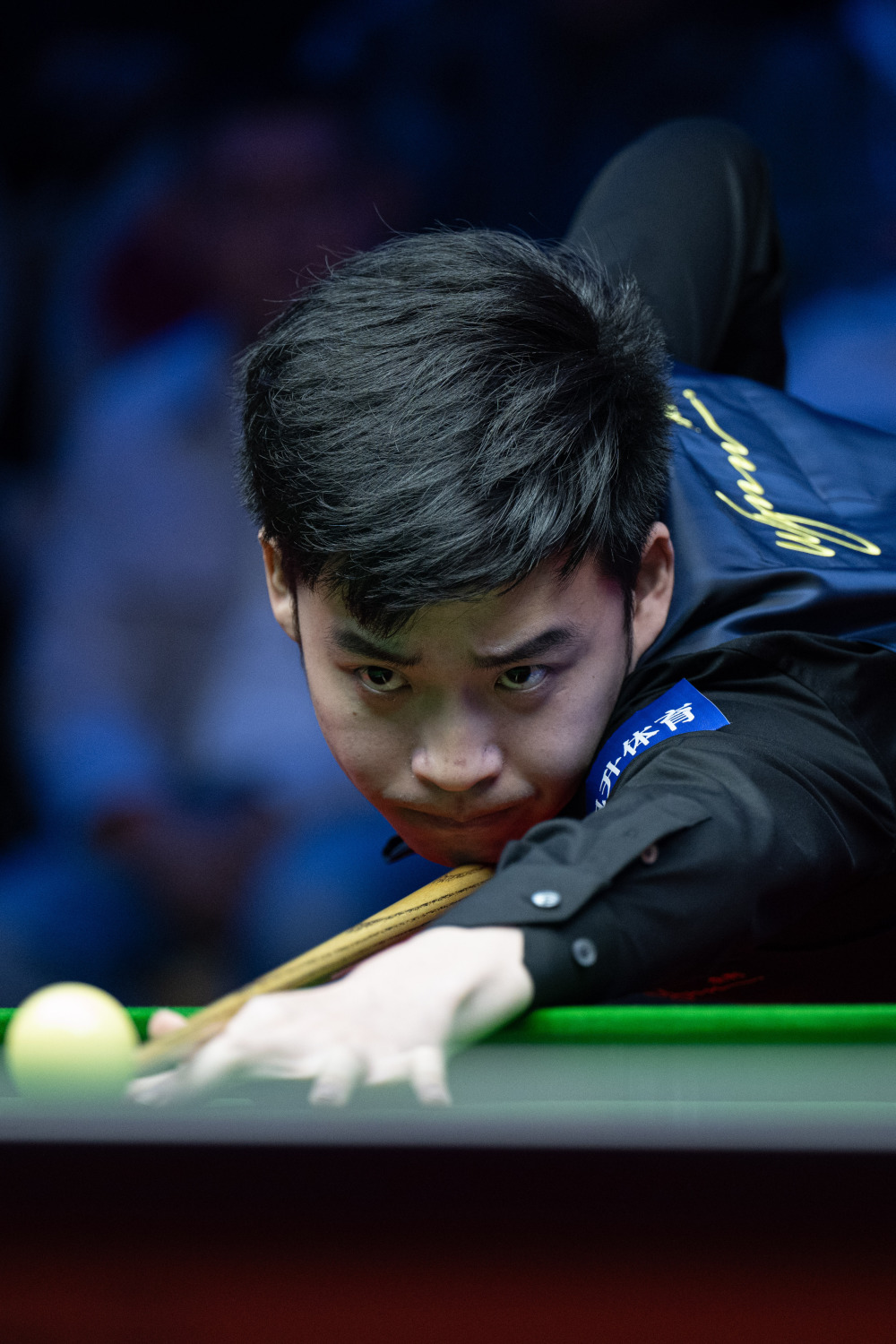 让每一位球 让每一位球